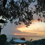 Alojamento de Acomodação e Pequeno-almoço Incanto Del Mare 4*