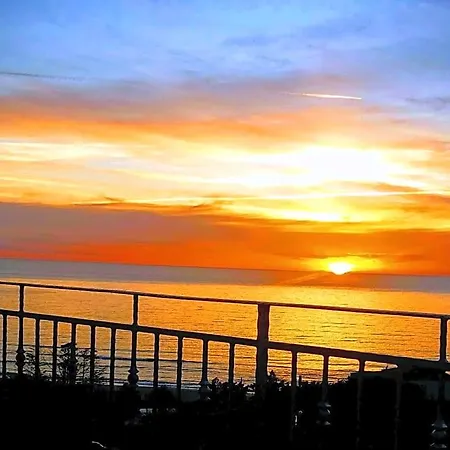 Incanto Del Mare Bed & Breakfast 4*